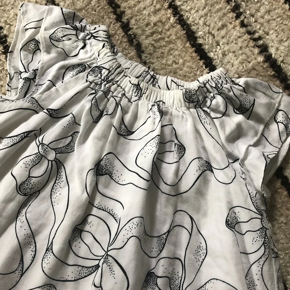 Baby Gap bow dress